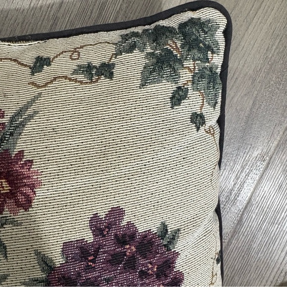 Needlepoint Tapestry Throw Pillow Watering Can Floral Spring 12x17 Easter Garden - Picture 10 of 12